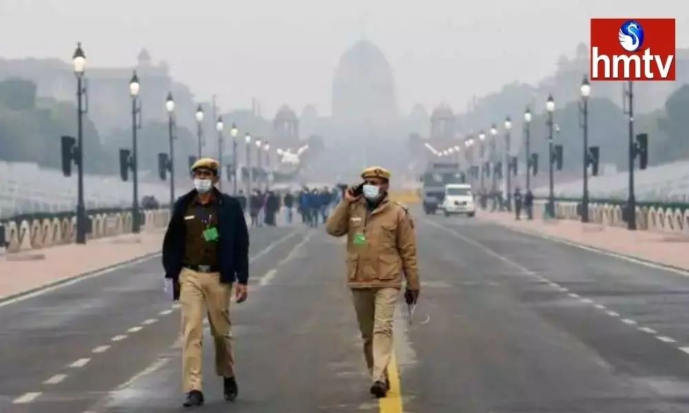 Heavy Security Forces Surveillance in Delhi 