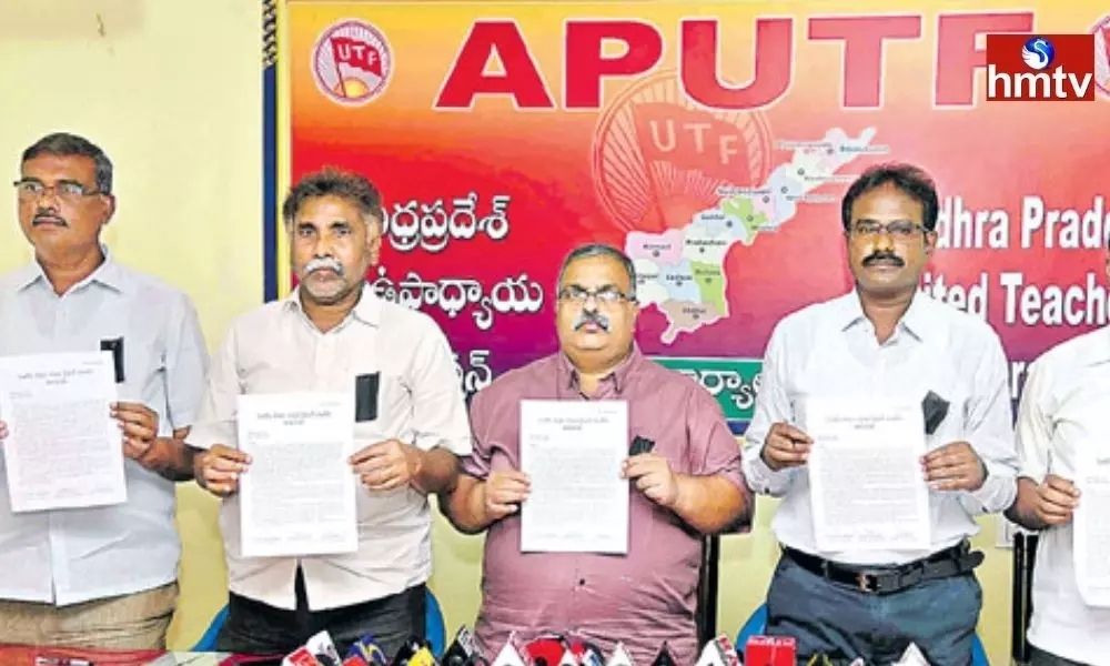 Teacher Unions Angry Over Steering Committee