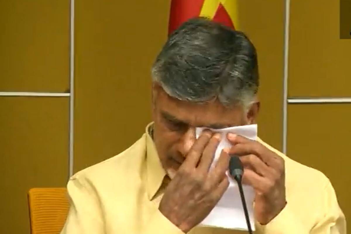 TDP Leader Nara Chandrababu Sensational Press Meet 