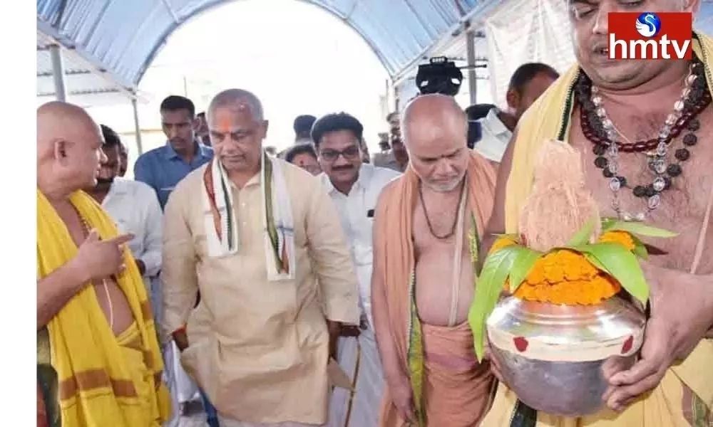 Tammineni Sitaram visited Suryanarayanaswamy