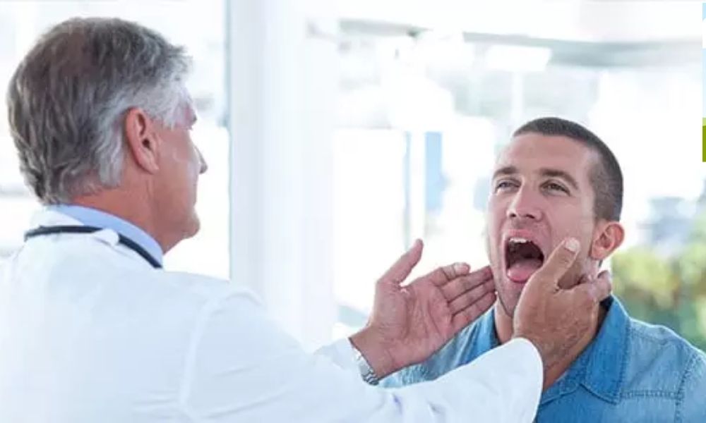 Nasopharyngeal cancer and symptoms of nose cancer