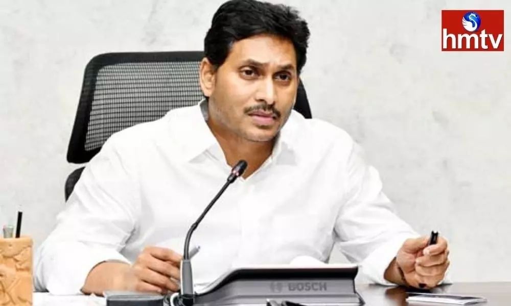  Jagan Wants Film Industry to Come to Visakhapatnam