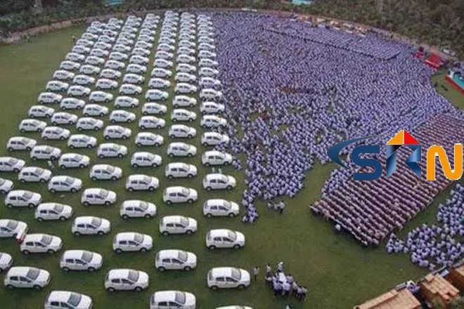 Surat Based Diamond Merchant Gives 600 Cars To Employees As Diwali Gift 