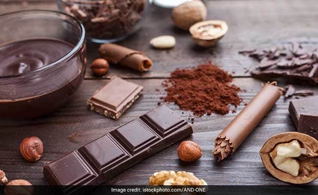 Eating Dark Chocolate May Help Reduce Depression